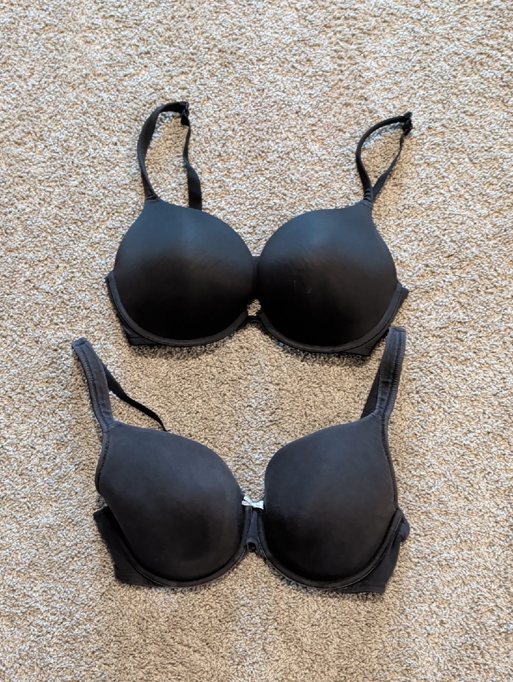 Cacique 2 Black T-Shirt Bras Size 38 DDD